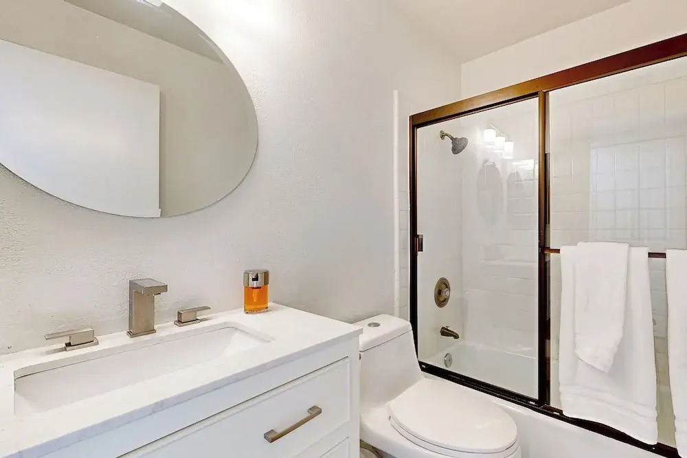 Lake Arrowhead Views! Condo w/ Shared Pool & Spa