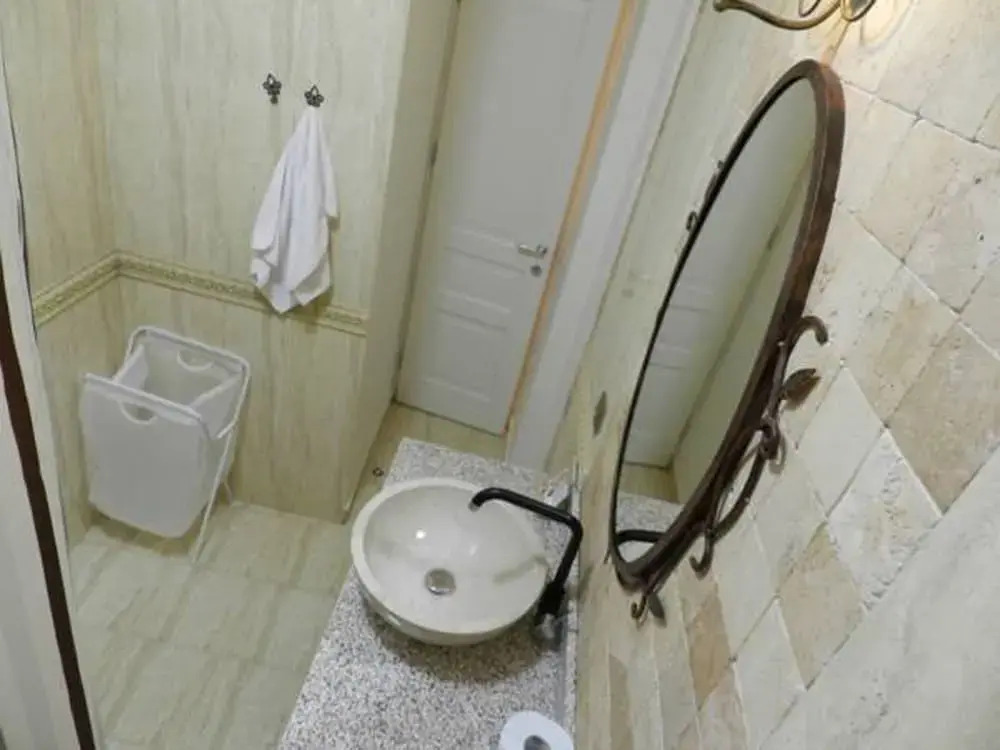 Lyric Luxury Apartment