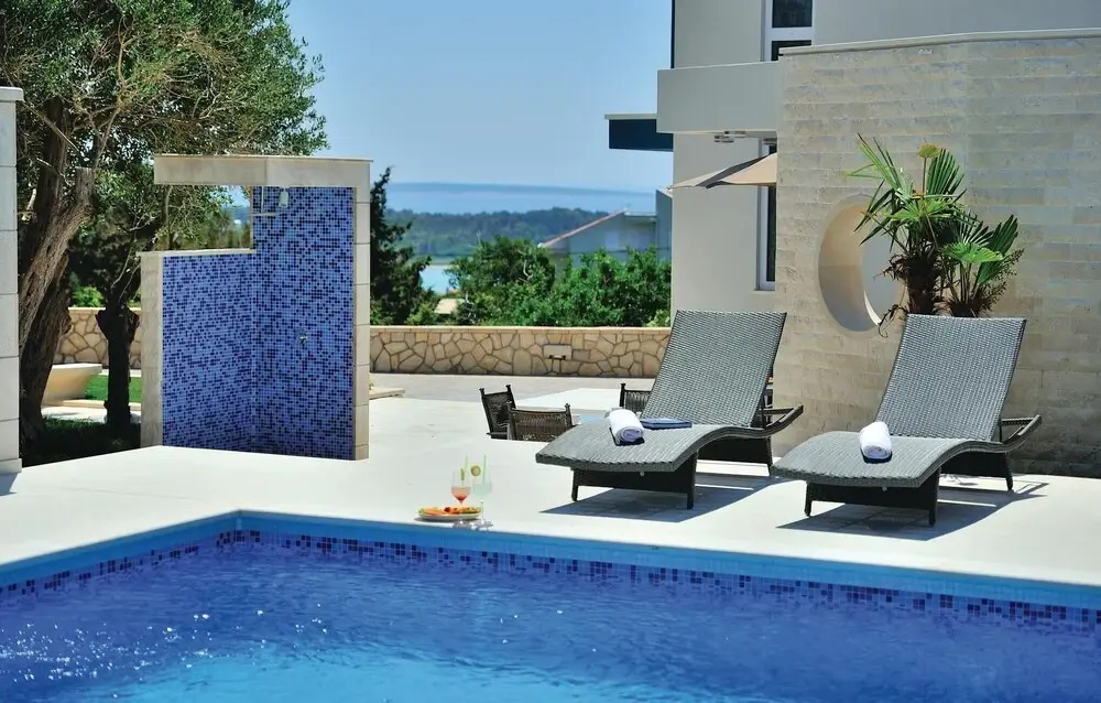 Nice Home In Novalja With Wifi