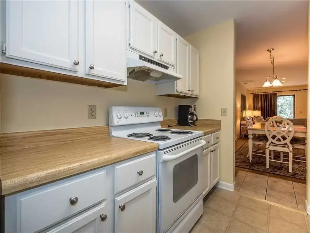 Tennismaster 1203 - Two Bedroom Condo
