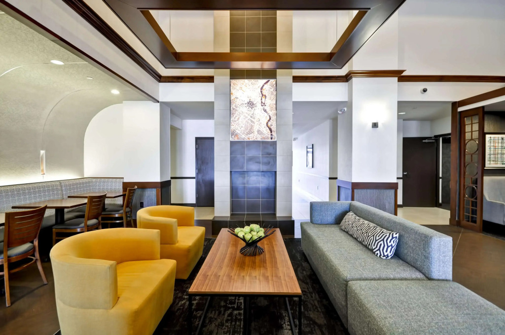 Hyatt Place Minneapolis Airport South