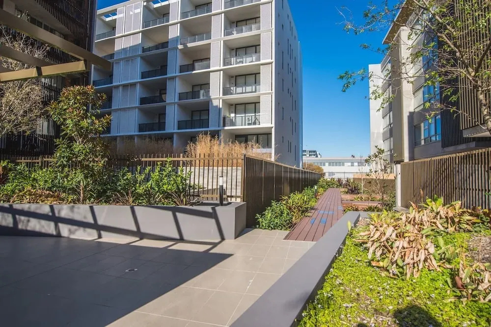 Roseberry Apartment For Travelling Couple In Green Square