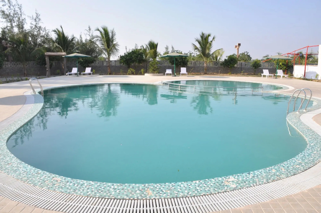 Goverdhan Greens Resort Dwarka l Hotels In Dwarka