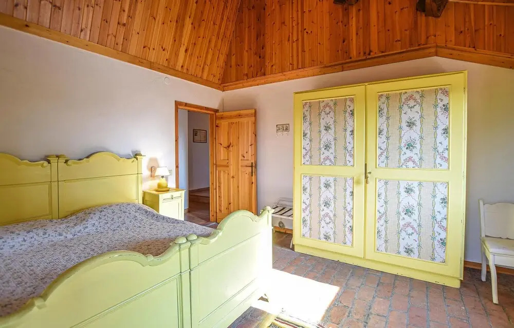 Amazing Home in Boara Pisani With 6 Bedrooms, Wifi and Outdoor Swimming Pool