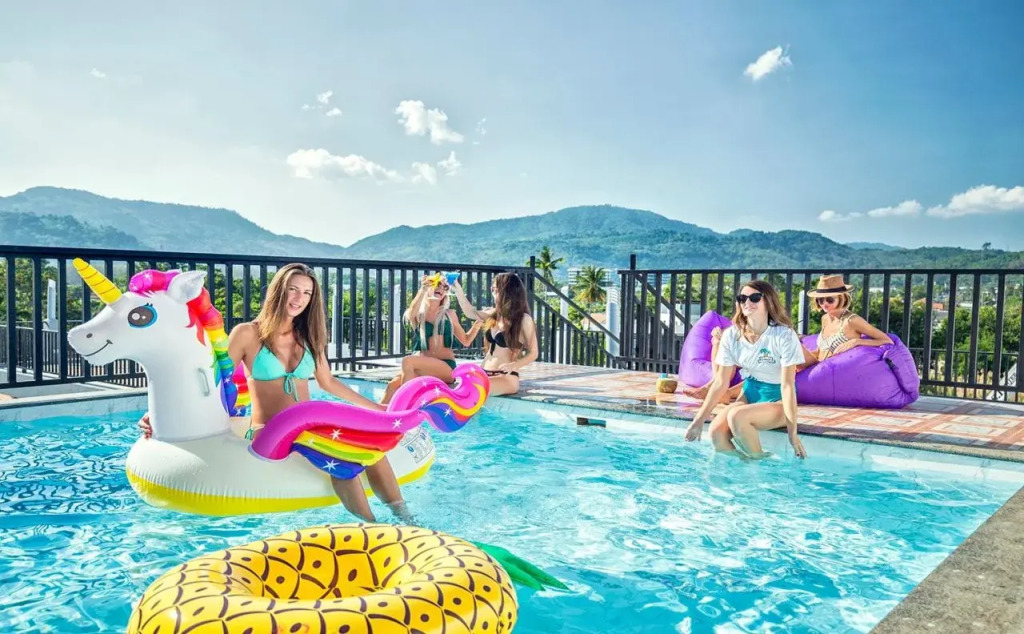 Gamers Paradise Hotel