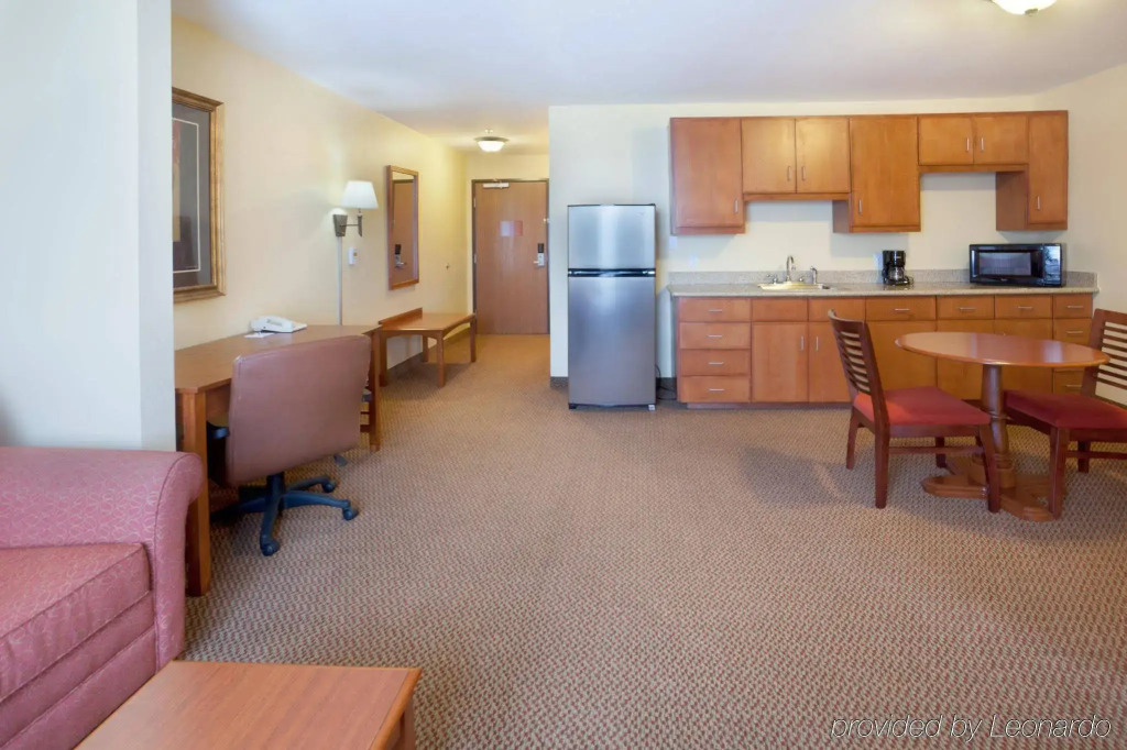 Holiday Inn Express & Suites - Laredo-Event Center Area by IHG