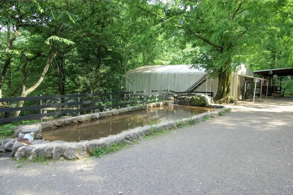 Gujohachimanshizenen - Bungalow