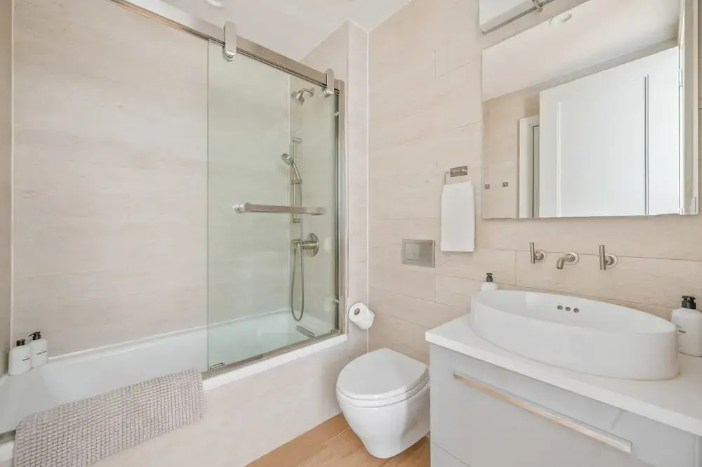 Withers by Rove Travel 1BR Williamsburg Apt