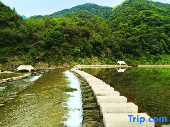 Tonglu Qingyuan· Villa mountain and wild river tracing around the mountain beautiful accommodation