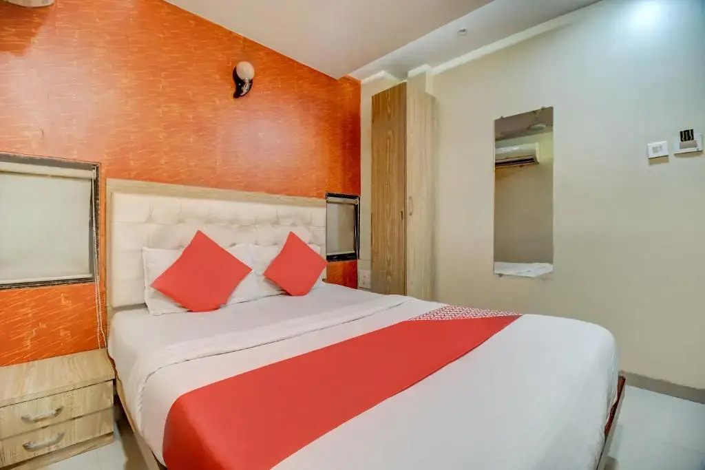 OYO 67027 Grace Inn