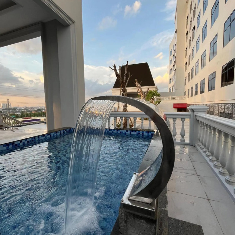 Grand Travello Hotel Bekasi