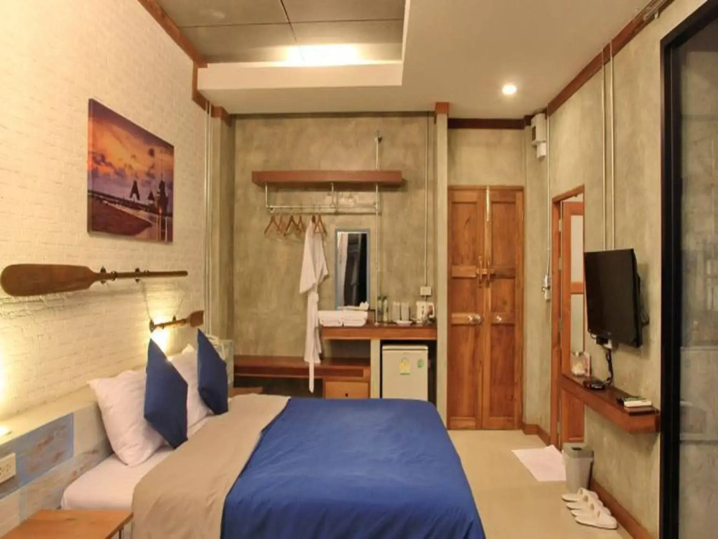Windy Seaview Resort
