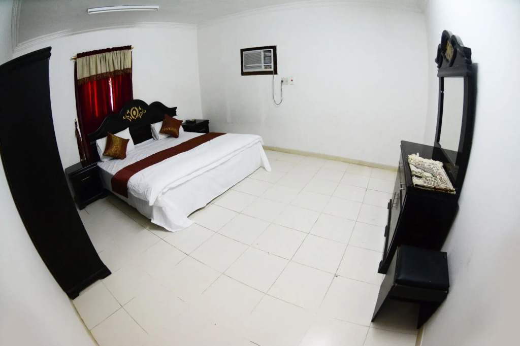 Al Eairy Furnished Apartments Dammam 2