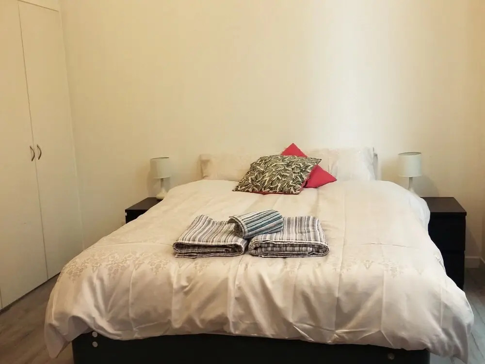 City Centre Apartment Renfrew Chambers
