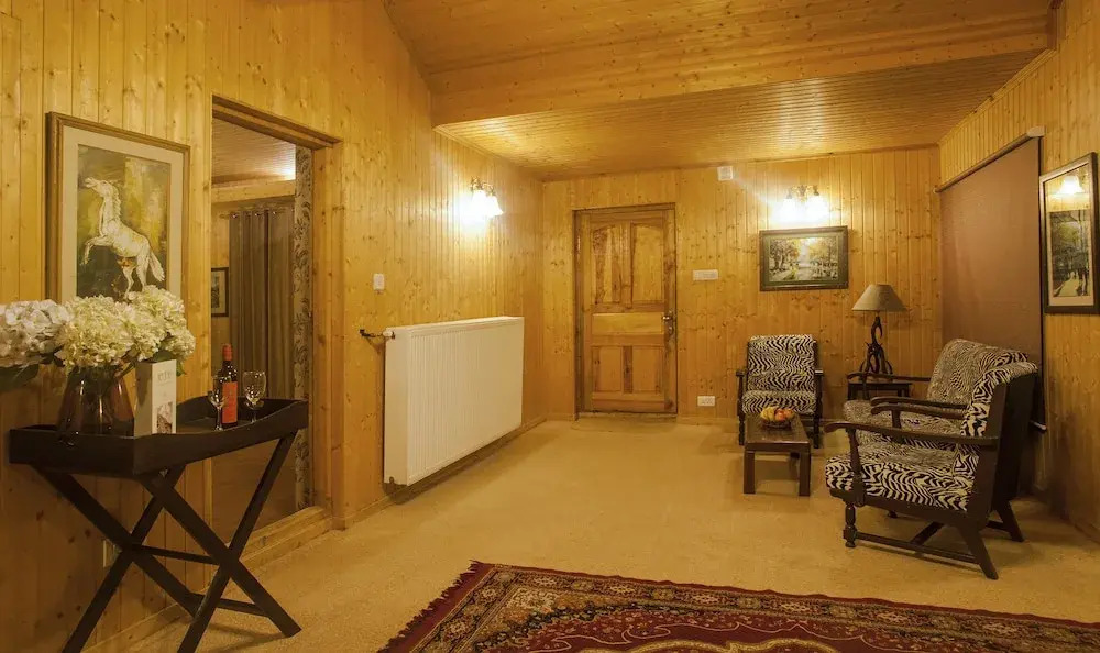 Hotel Nedous
