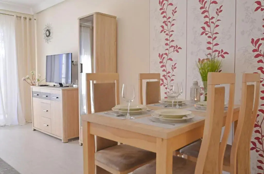 Apartamenty Bryza - Debina