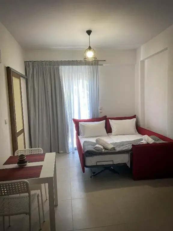 SUN DAY Rooms & Studios