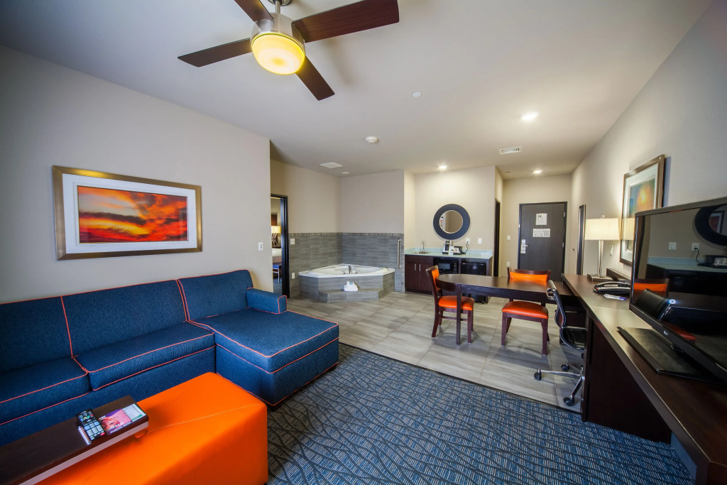 Holiday Inn Exp Stes OKC SE by IHG
