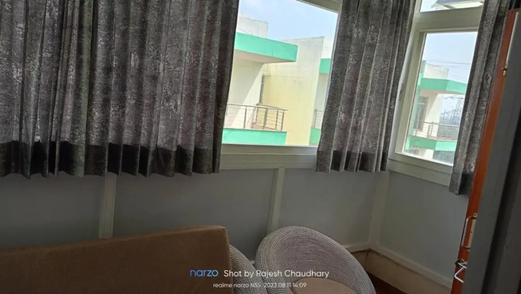 Home stay 19