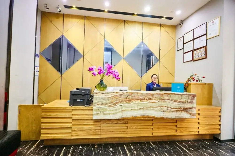 Lifu Hotel - Gang Ding Railway Station