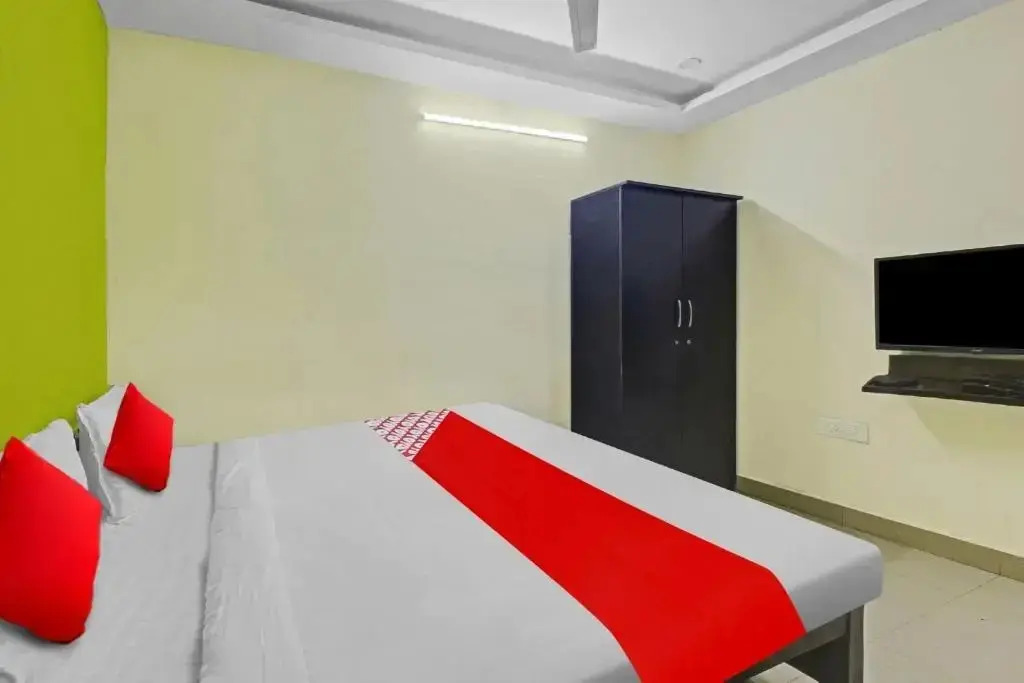 Hotel Avasya by OYO Rooms