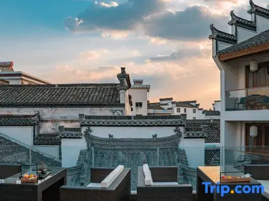 Hongcun Zhaheqishan Homestay