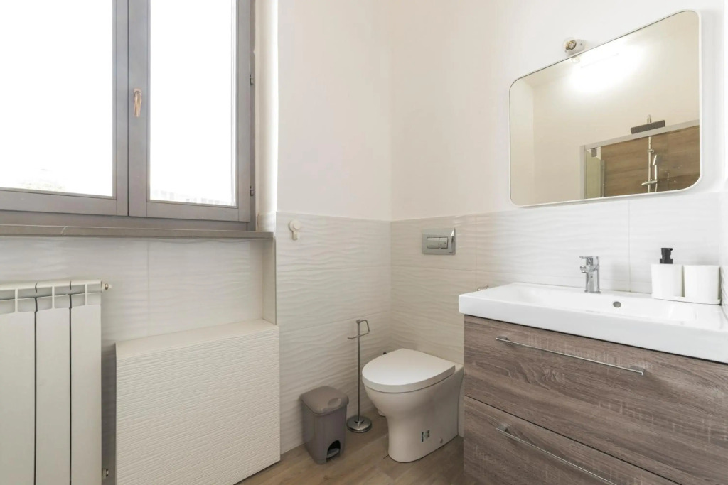 Maciachini Renovated Studio!