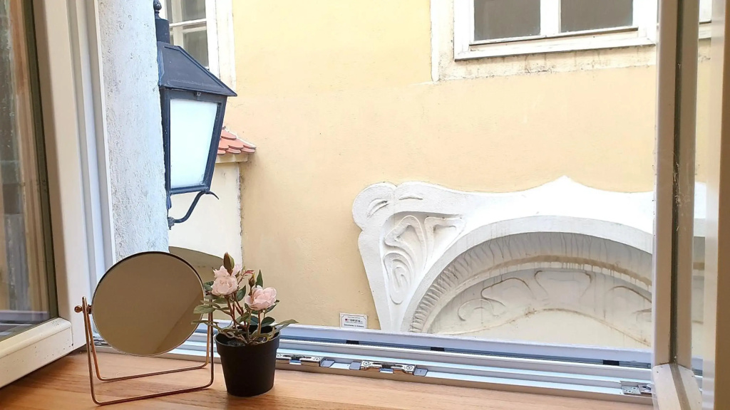 NEW Design & High Standard Apt from 16th Century in Old Town