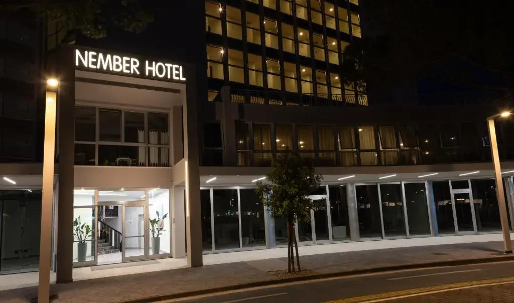 Hotel Nember