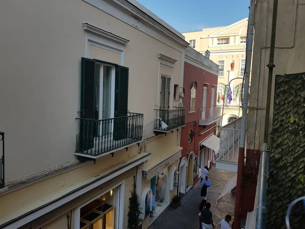 Via Vittorio Emanuele 50