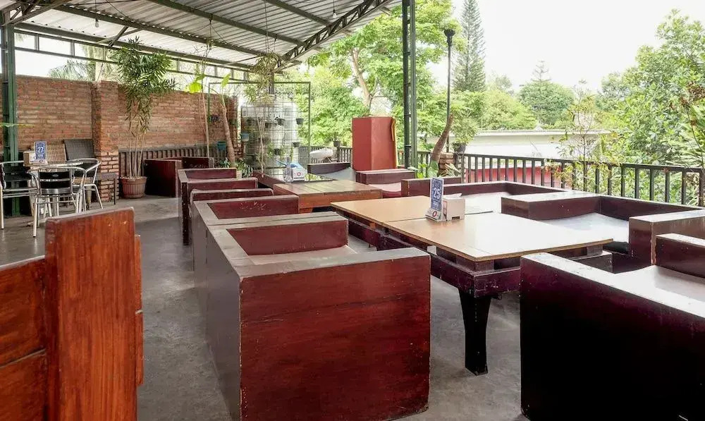 ZEN Rooms near Stasiun Kota Baru
