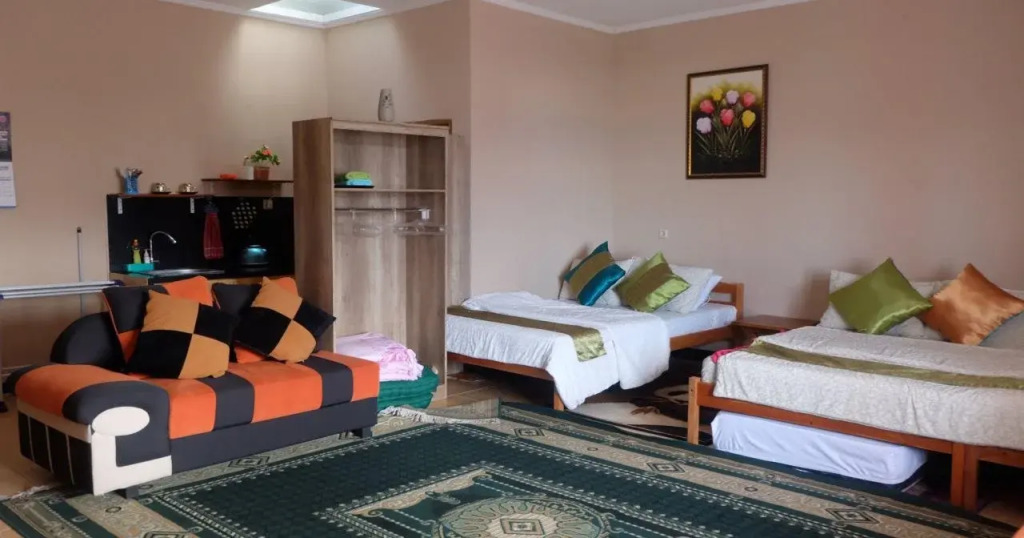 Lembur Incu Syariah Villa & Resto