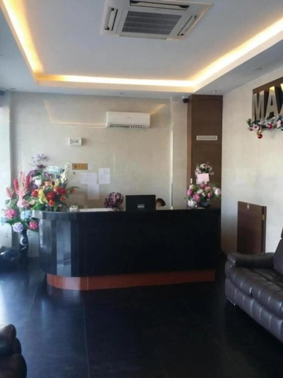 Maxi Inn