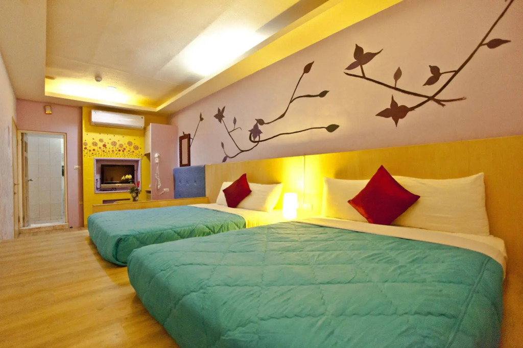 Bashi Channel Vacation B&B