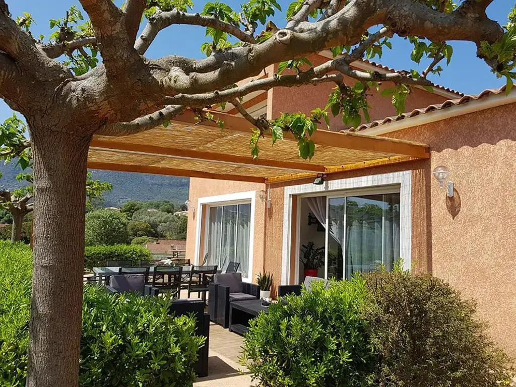 Villa Davia piscine chauffée à Ajaccio