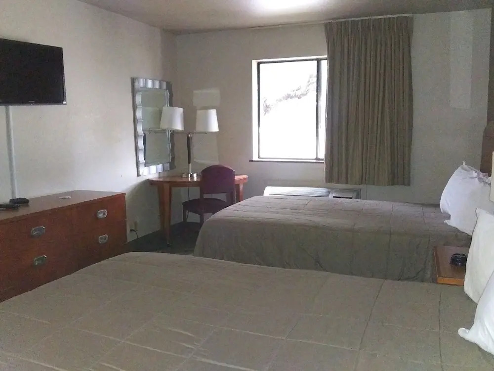 Heritage Place & Suites