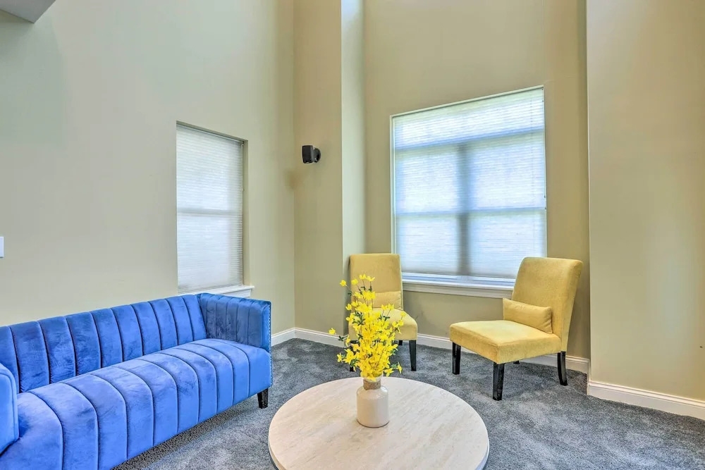 Central Cleveland Gem w/ Direct Skyline View!