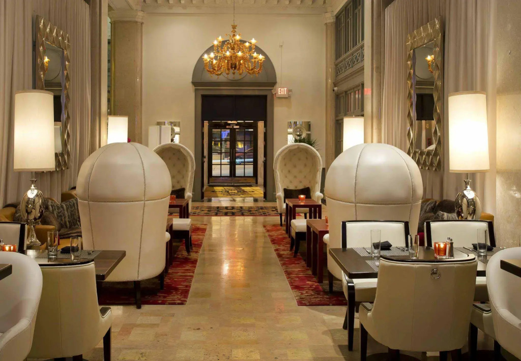 Ambassador Hotel Kansas City, Autograph Collection