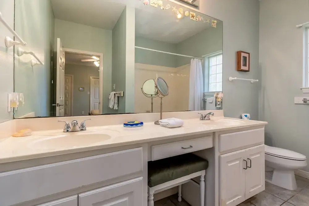 Dauphin Luv - Beach Club #201 4 Bedroom Condo