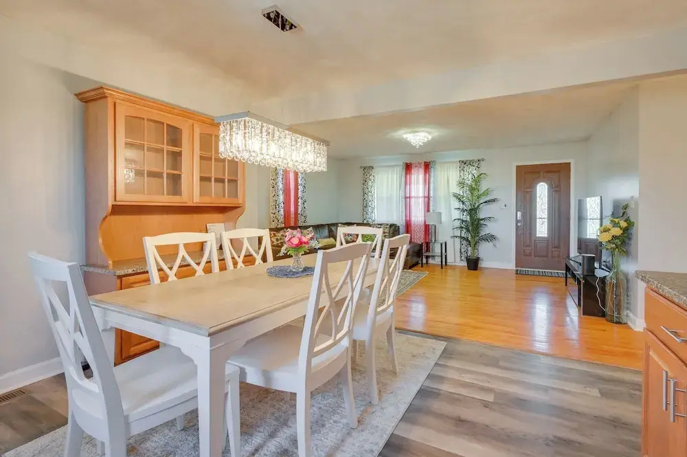 Deck & Grill: Convenient Home in Hummelstown