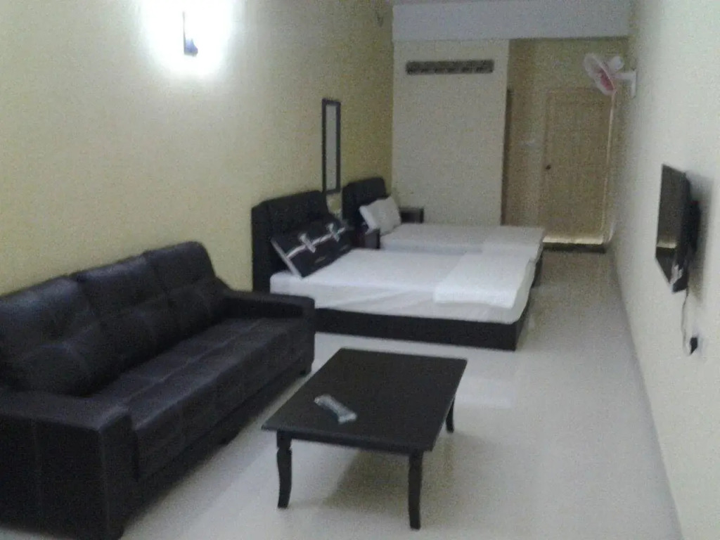 D'Family Hotel