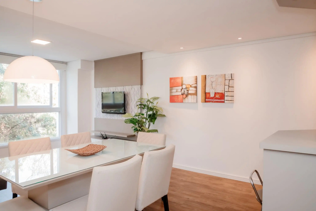 Apartamento charmoso e iluminado em bairro nobre de Gramado