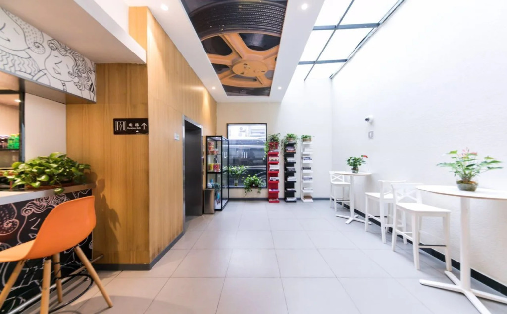 ibis Shanghai Gubei