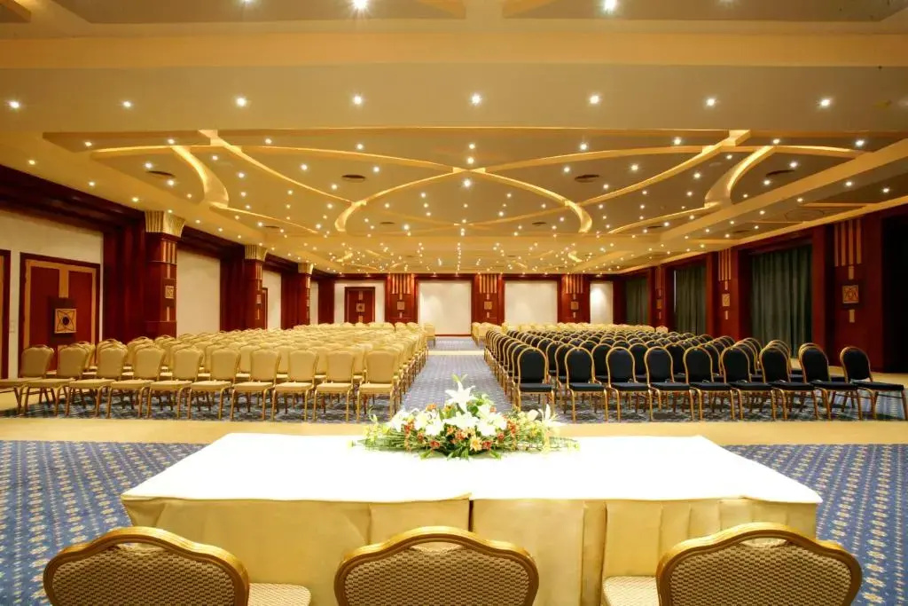 Rehana Royal Beach Resort - Aquapark & Spa