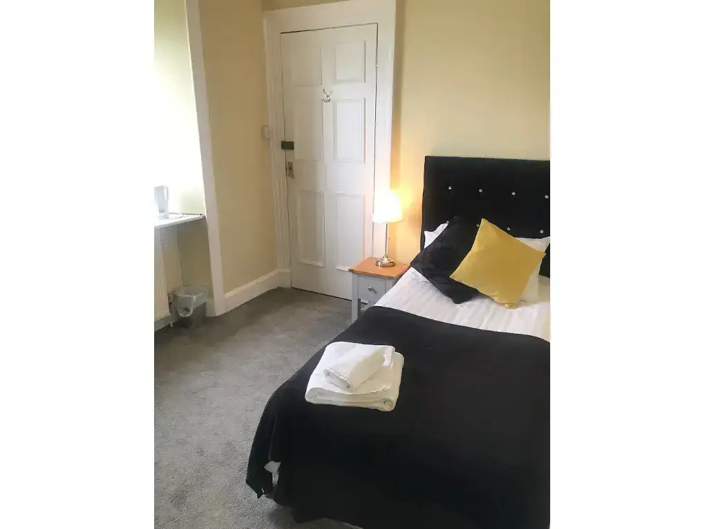 Broom Lodge