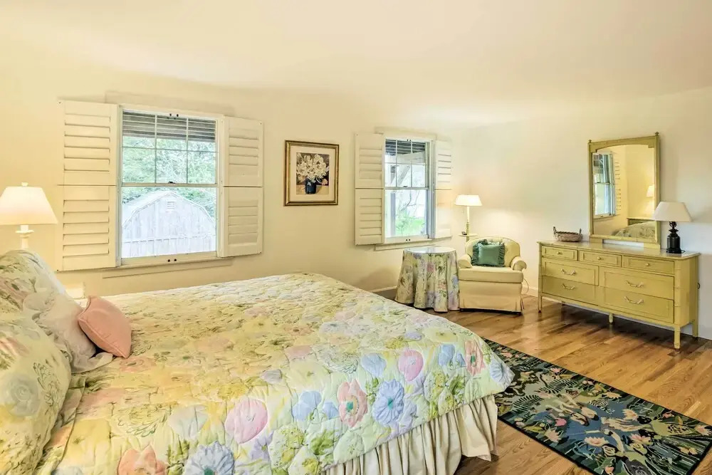 1/2 Mi to Beach: Hyannis Port Gem w/ BBQ & Views