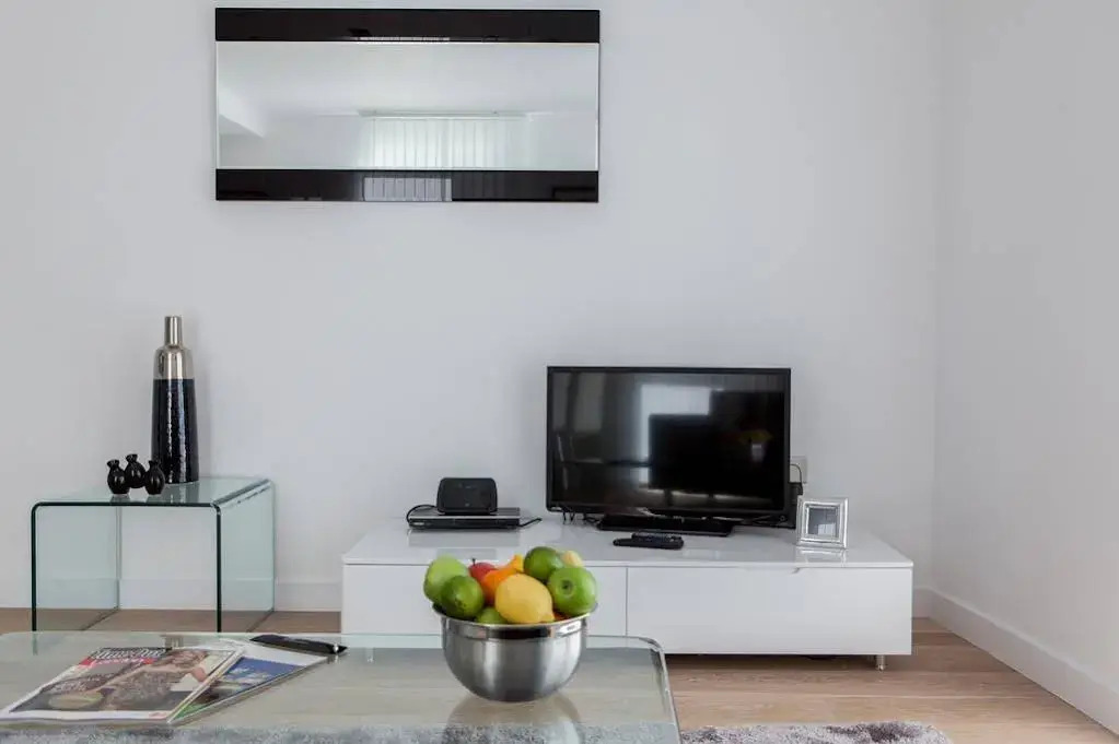 Avant Garde Apartment