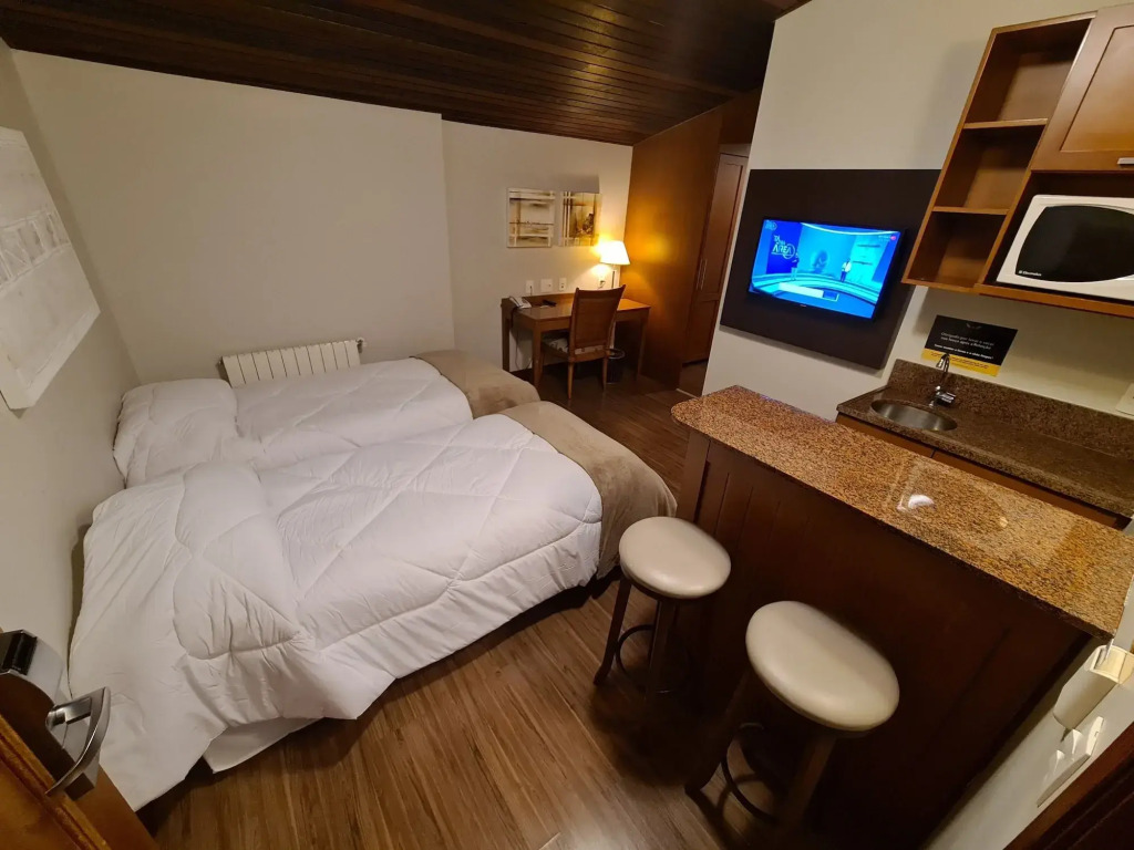 SKY BORGES HOTEL - Flats de Luxo no Centro de Gramado - RS