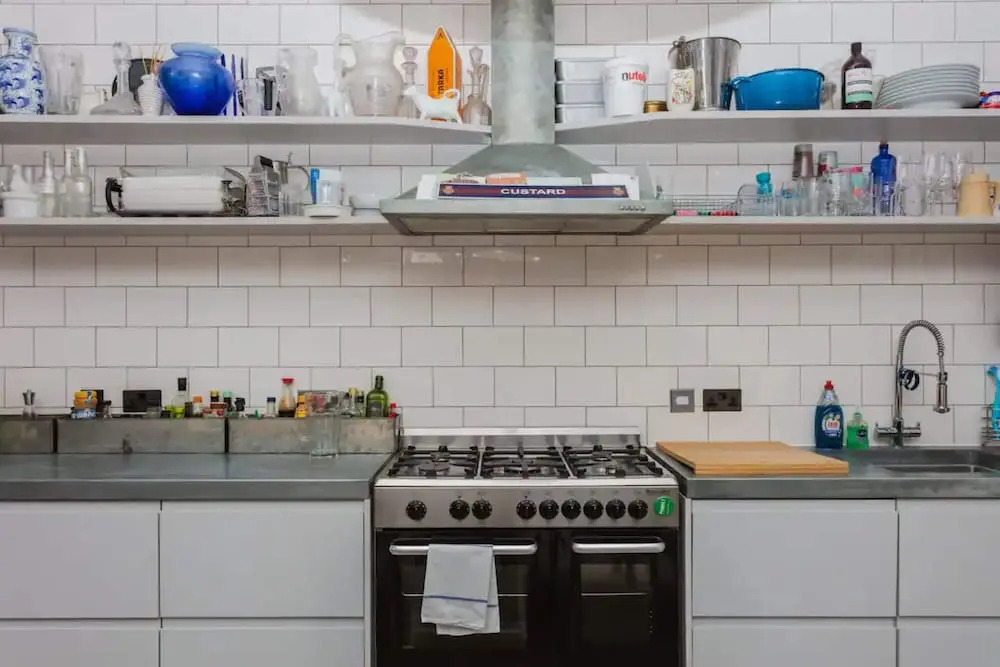 Contemporary 2 Bedroom House in Vibrant Shepherds Bush
