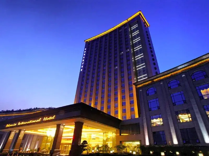 Phoenix International Hotel